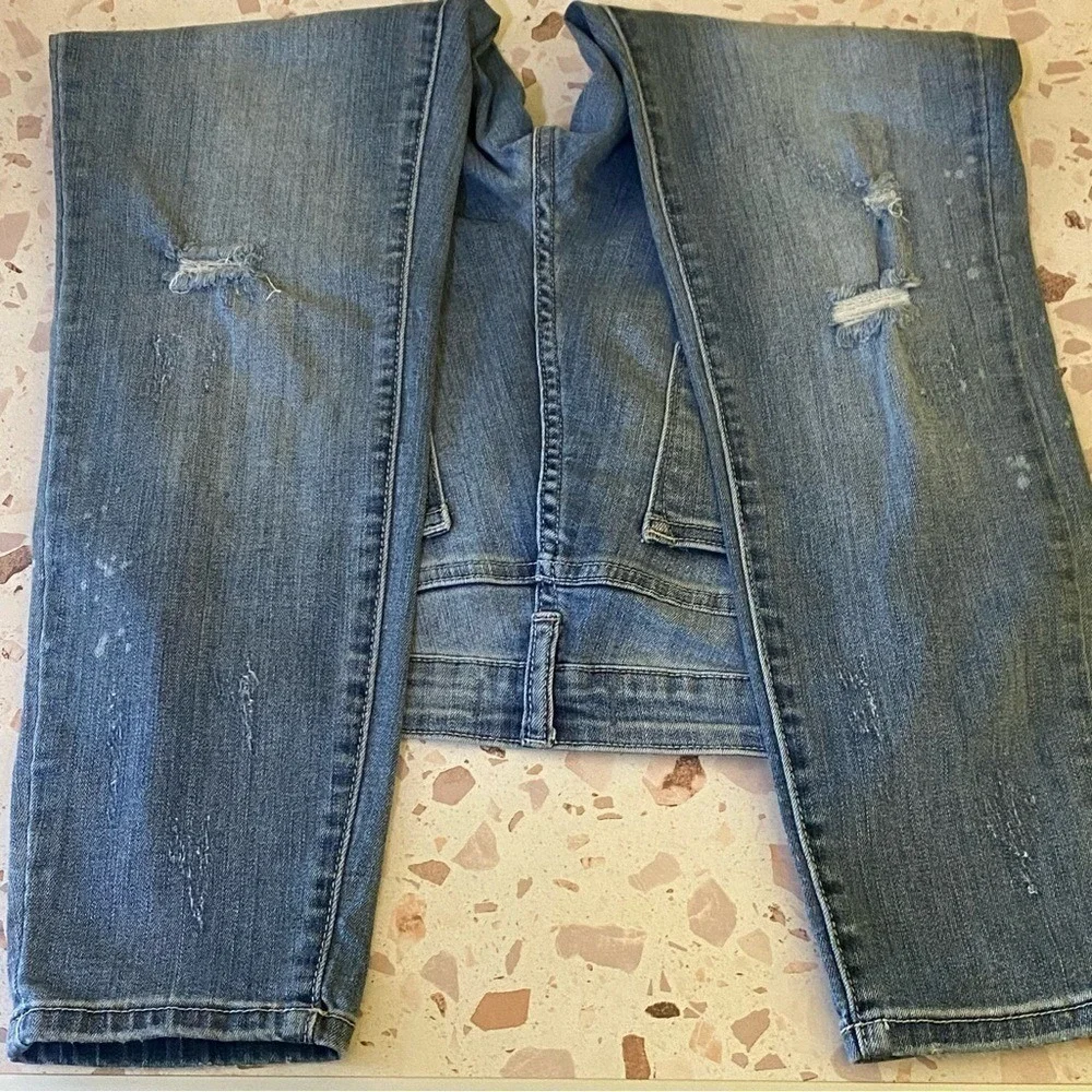 Judy Blue Size 29 Relaxed‎ Fit Jeans Distressed Whiskers Beach Splash Med Wash